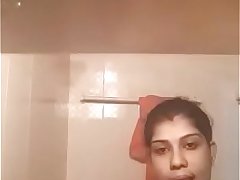 tamil busty bhabhi fingering her pussy